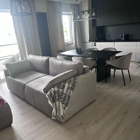 Apartment Komfortowy Z Jedna Sypialnia 60m Kw Lokalizacja Baranowo Posen