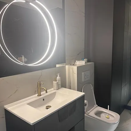 Komfortowy Z Jedna Sypialnia 60m Kw Lokalizacja Baranowo *