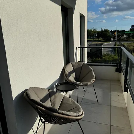 Komfortowy Z Jedną Sypialnia 60m Kw Lokalizacja Baranowo Apartament