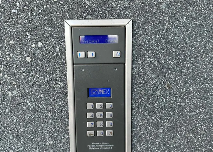 Komfortowy Z Jedna Sypialnia 60m Kw Lokalizacja Baranowo شقة *