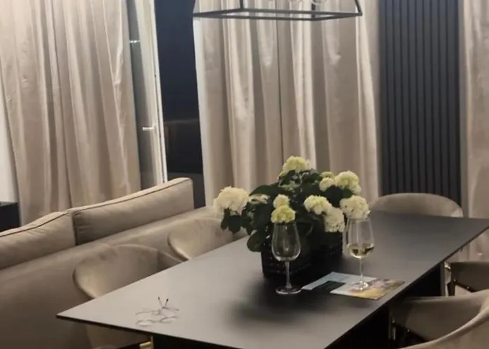 Komfortowy Z Jedna Sypialnia 60m Kw Lokalizacja Baranowo * بوزنان